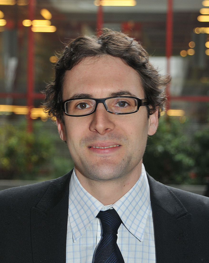 Prof. Dr. Lukas Flatz