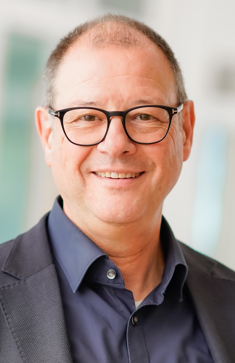 Prof. Dr. med. Stefan Bachmann
